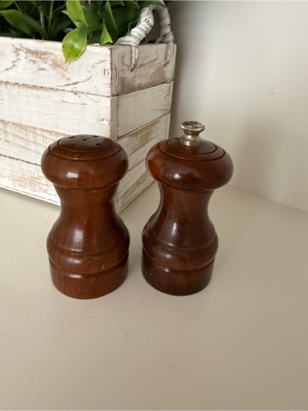 Vintage Wooden Salt & Pepper Shaker Set Mid-Century MCM Charm, Rustic Farmhouse